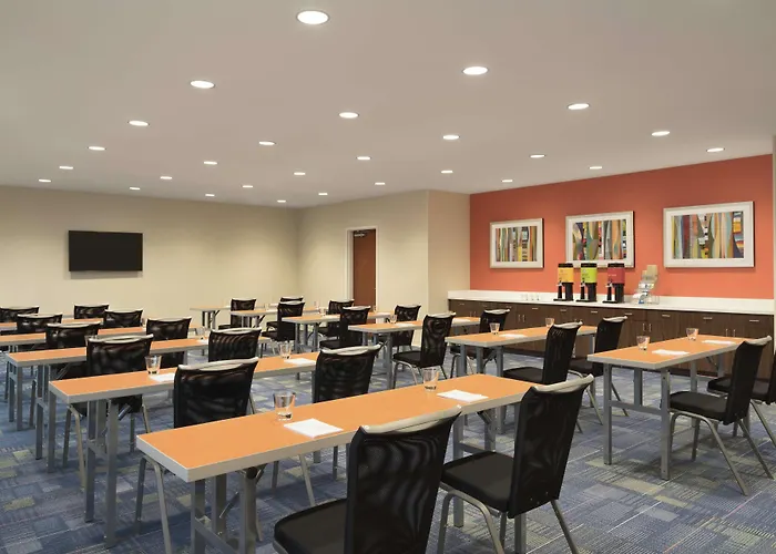 Home2 Suites By Hilton Leavenworth Downtown